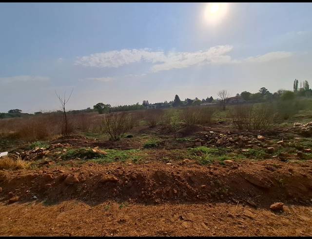 3,294M² VACANT LAND FOR SALE IN HENLEY ON KLIP